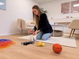 Spezielle Koordinationsübung im Neurotraining für mehr Fokus und mentale Stärke im Alltag.